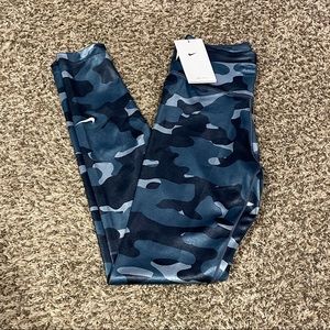 Nike One Dri Fit Camo Leggings